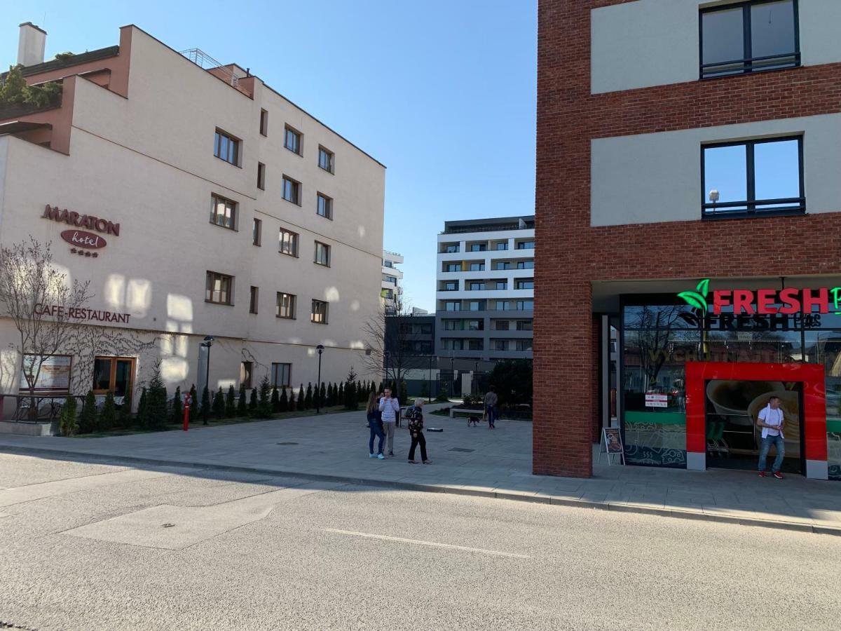 The Town Hall Residence -Welcome Home Apartment-Free Outdoor Parking-Ac Košice Eksteriør billede