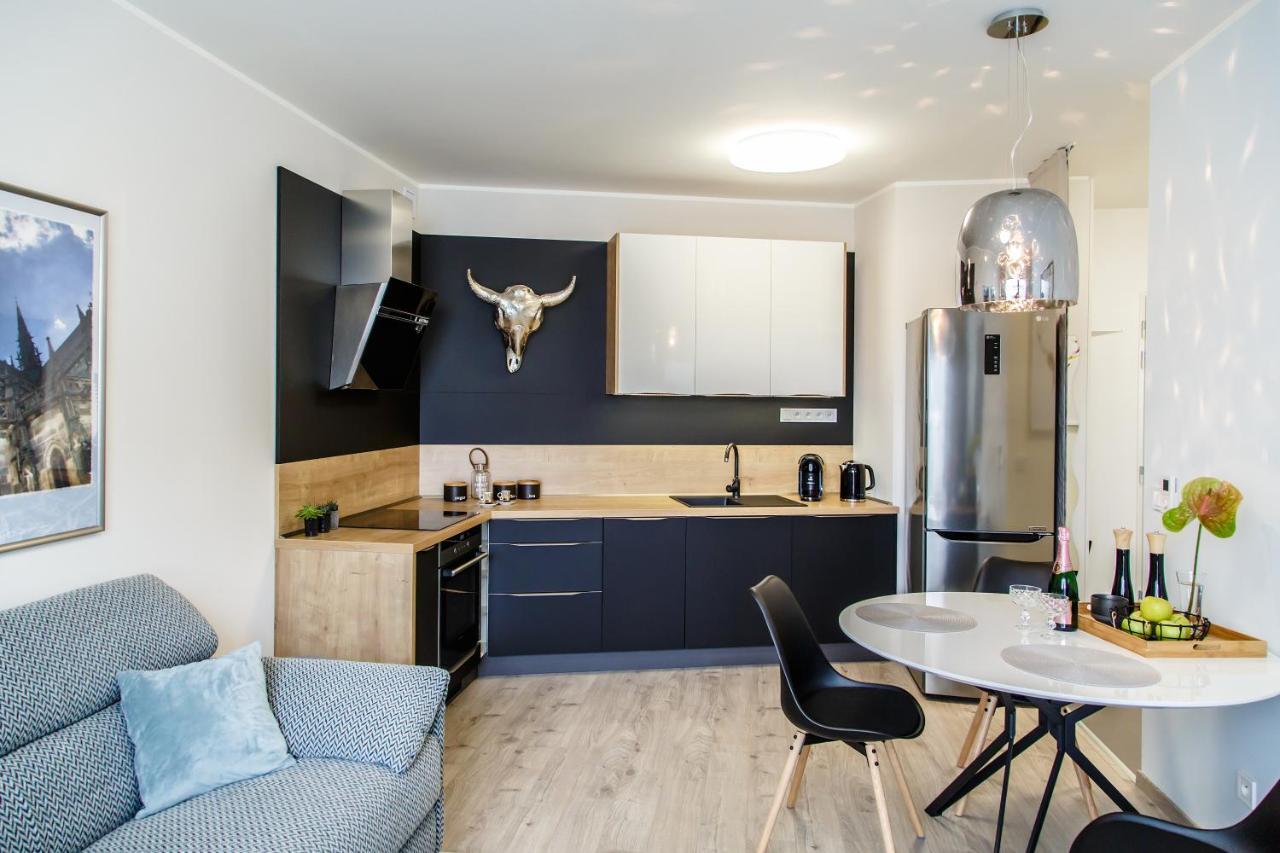 The Town Hall Residence -Welcome Home Apartment-Free Outdoor Parking-Ac Košice Eksteriør billede